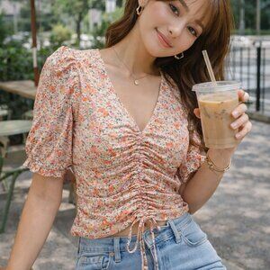 💚 RoomMates Floral Ruched Crop Top – Puff Sleeve Tie Front Blouse – Size M